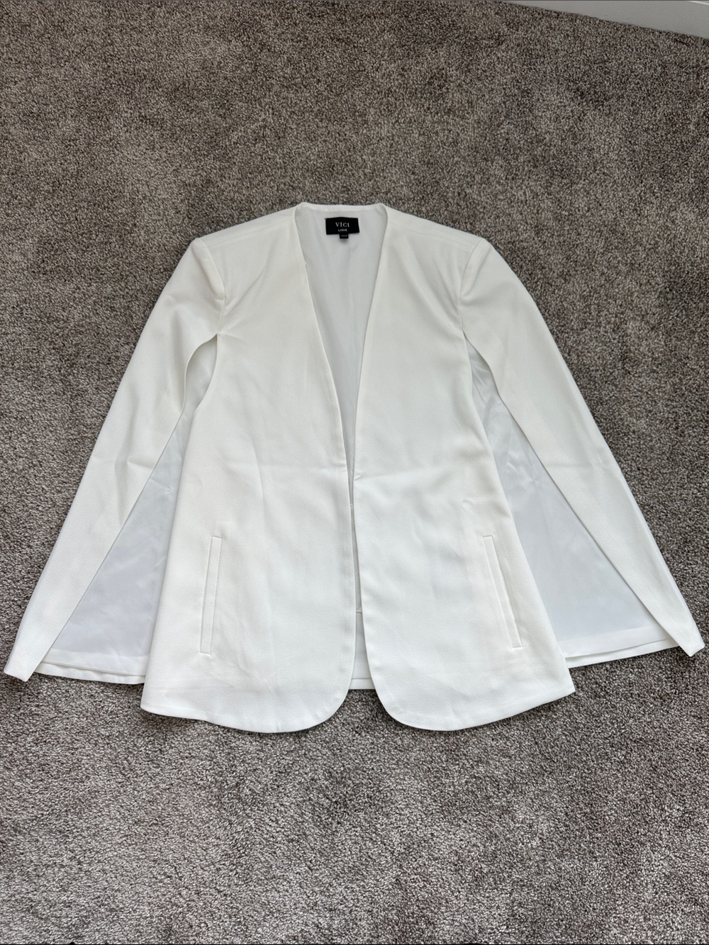 Vici White Open-Front Ponte Blazer Cape Style Sleeves